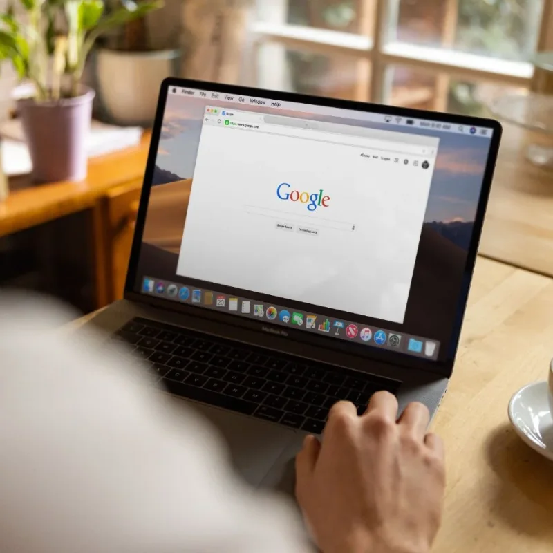 Website untuk Bisnis Wisata Jogja: Cara Muncul saat Wisatawan Mencari di Google